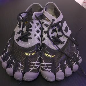 Vibram Five Fingers See Ya LS Toe Shoe Sneakers